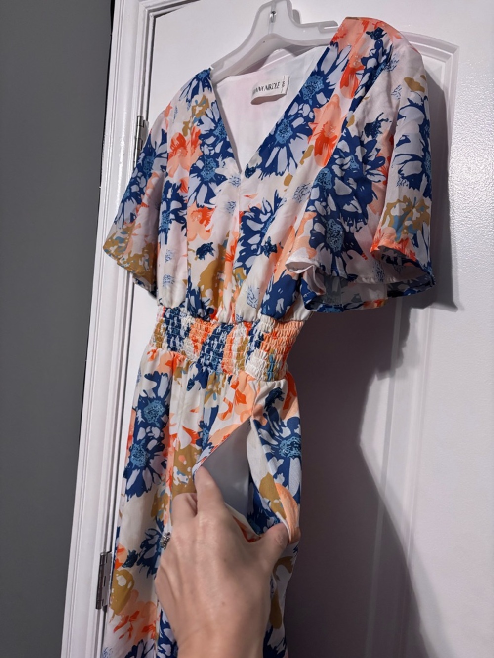 Hanna Nikole Floral V-Neck Midi Dress in White, Blue & Coral 16W - Picture 4 of 12